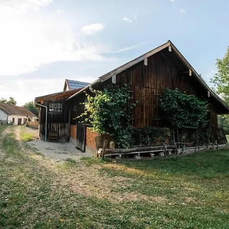 Veranstaltungszentrum Pruehmuehle Mit Schlafplaetzen Nyaraló Eggenfelden